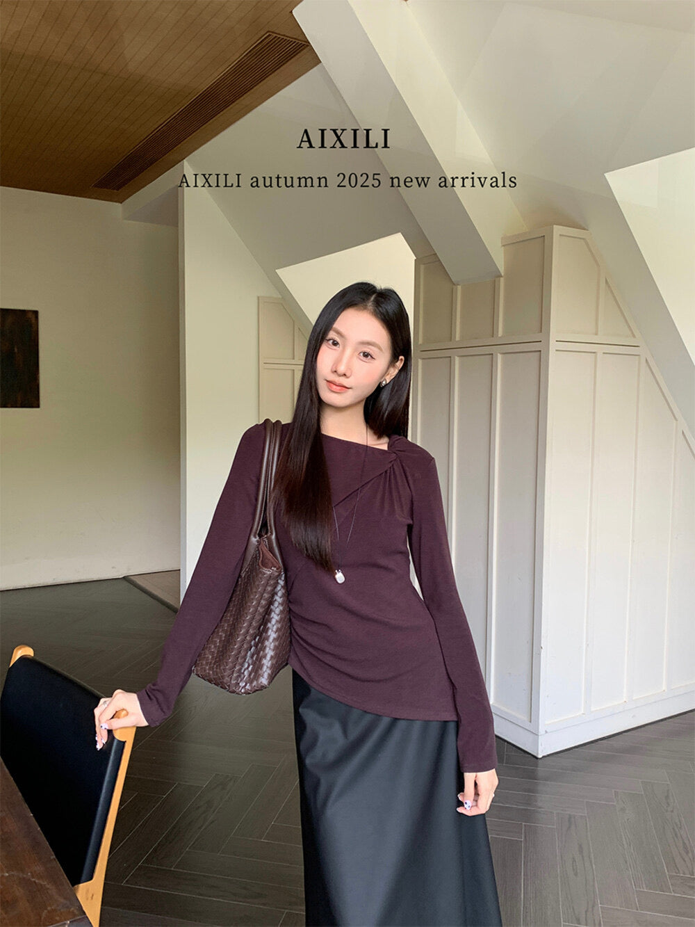 AIXILI Twist-Knot Asym Hem Slim Fit Knit Top