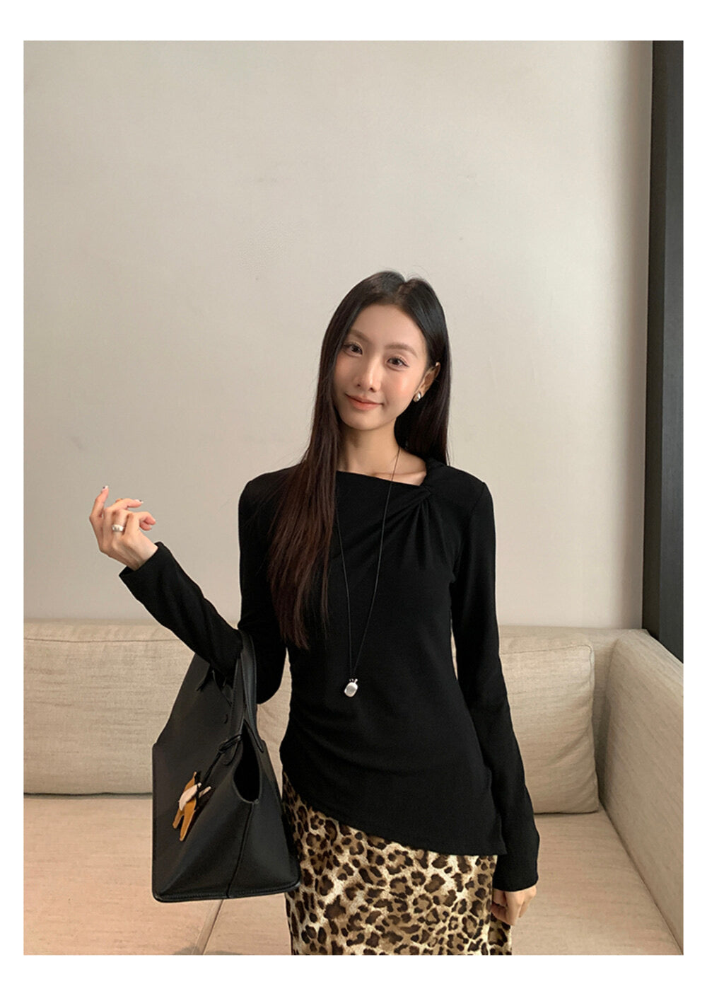 AIXILI Twist-Knot Asym Hem Slim Fit Knit Top