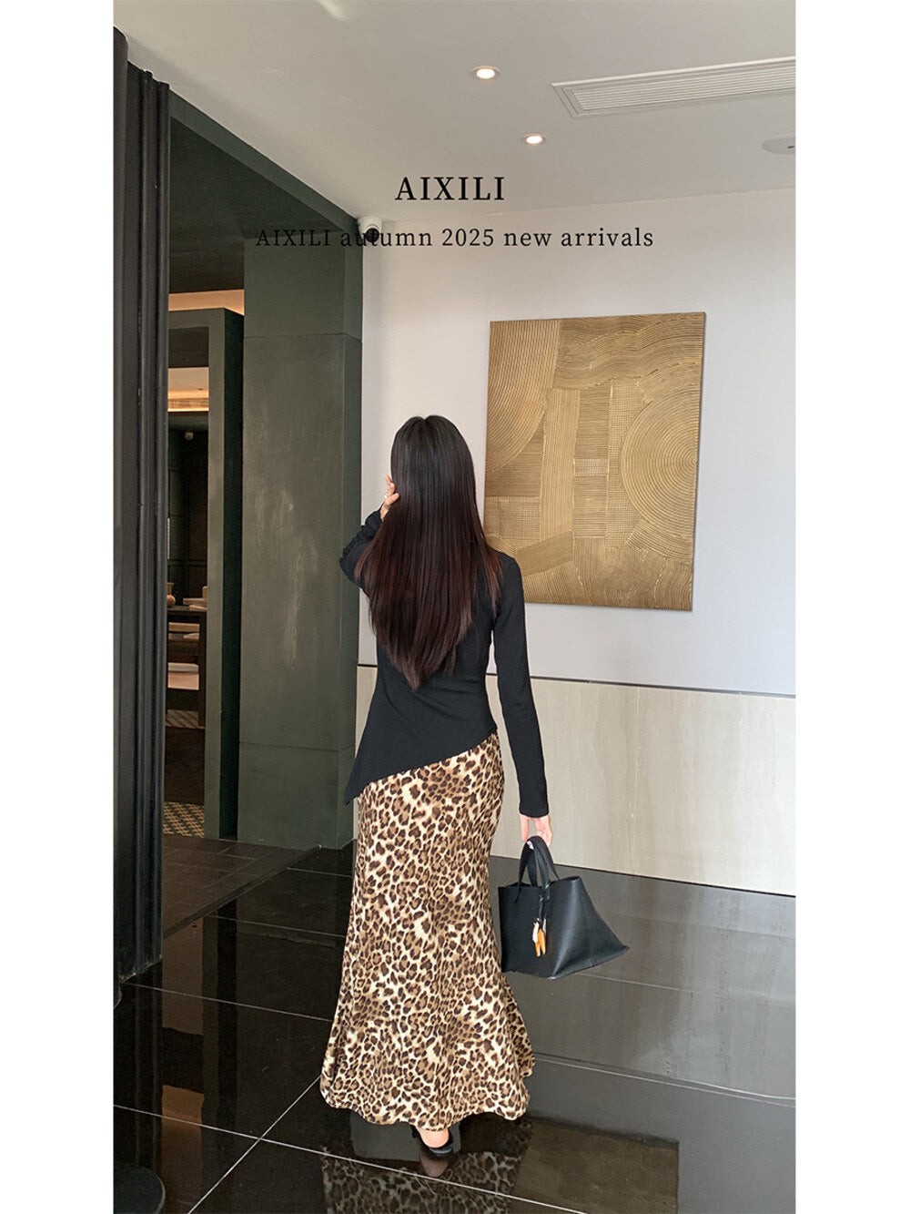 AIXILI Twist-Knot Asym Hem Slim Fit Knit Top