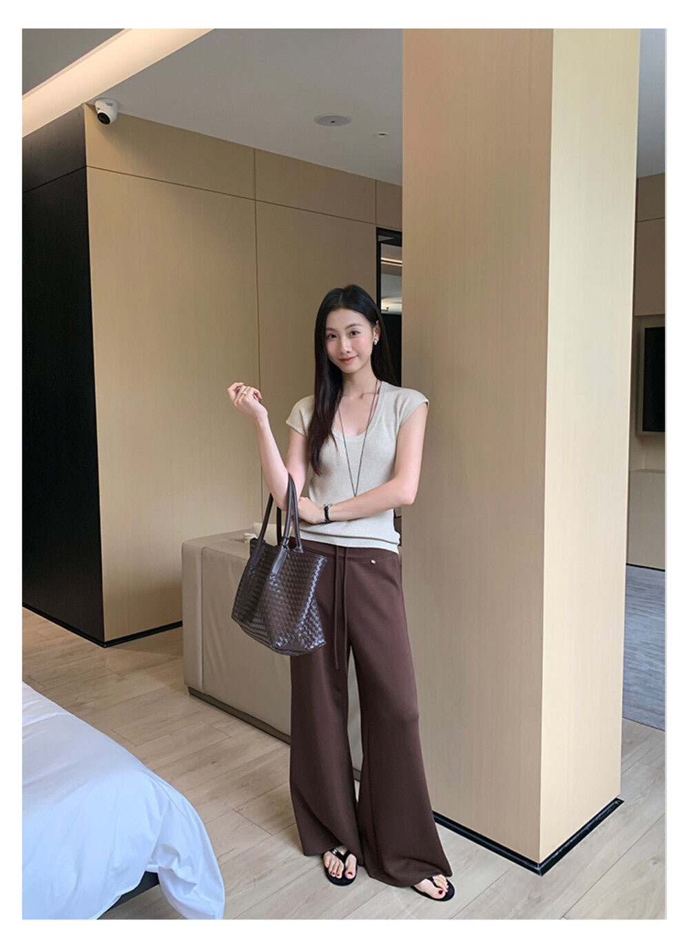 AIXILI Relaxed Drape Wide-Leg Drawstring Pants