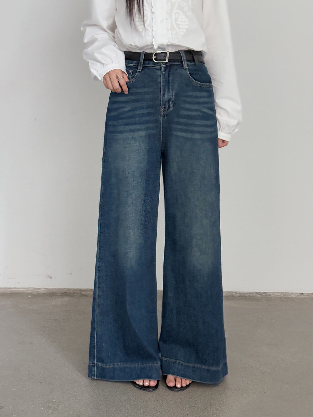 APXIVI Retro High-Waist Flared Hem Denim Pants
