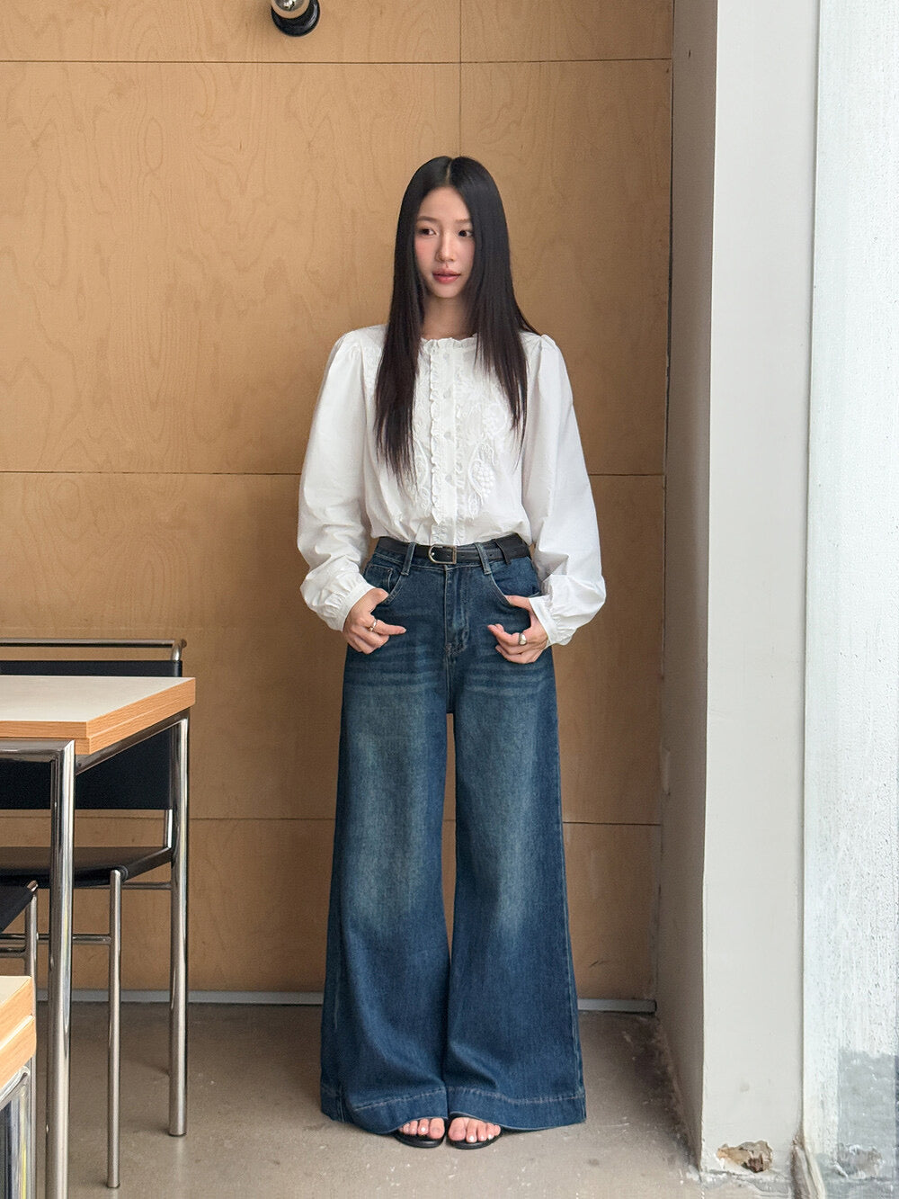 APXIVI Retro High-Waist Flared Hem Denim Pants