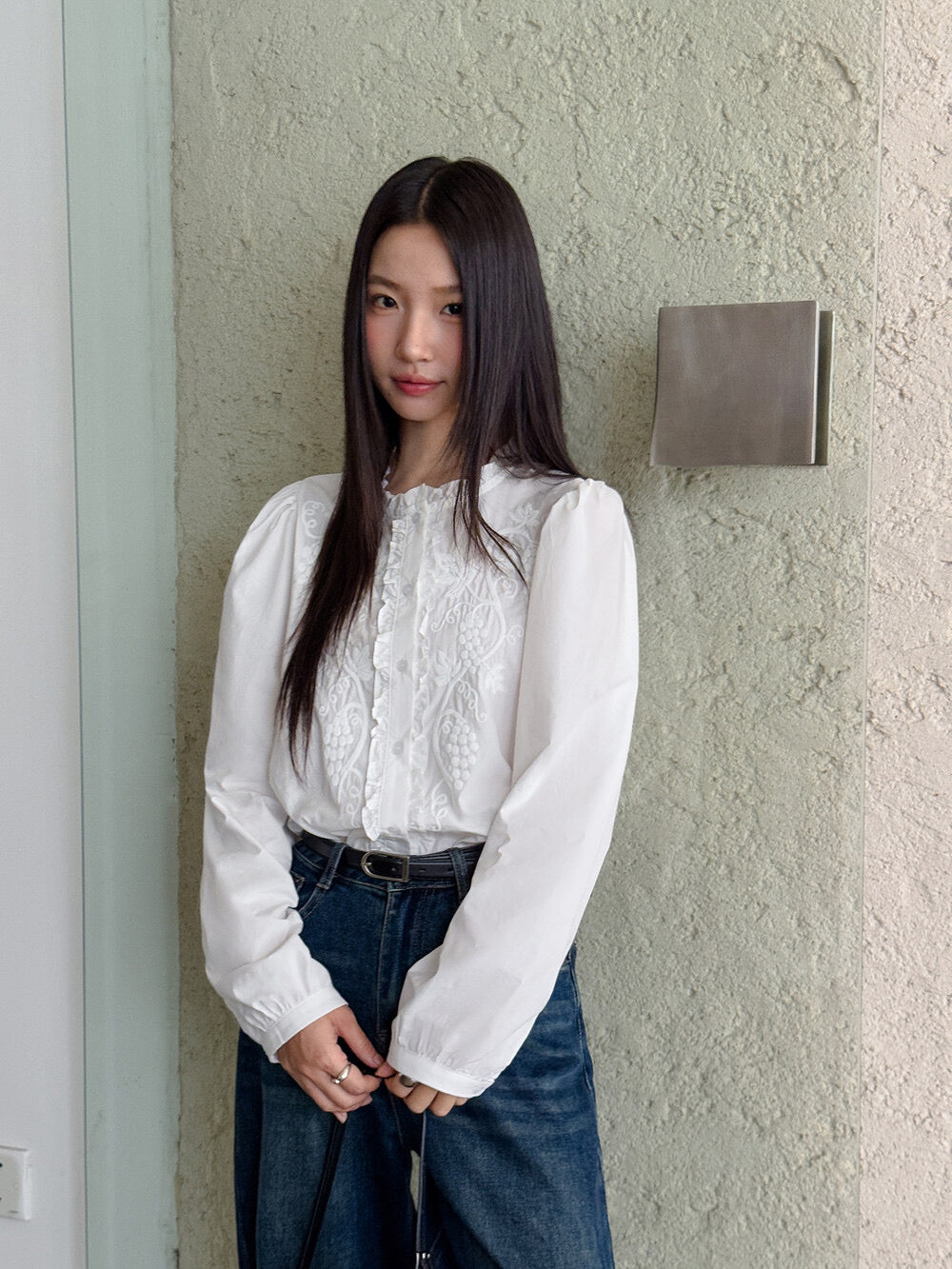 APXIVI Retro High-Waist Flared Hem Denim Pants