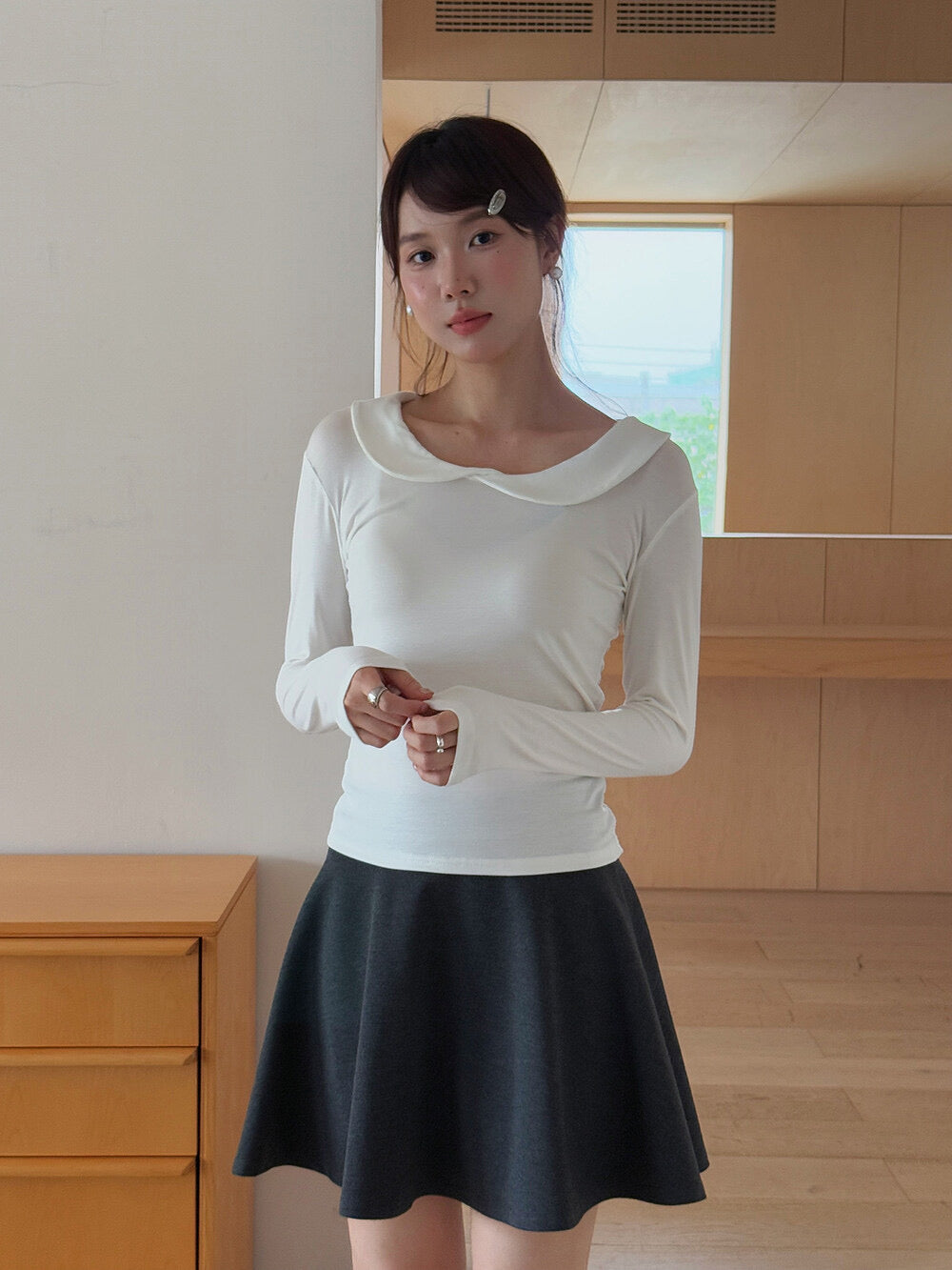 APXIVI Korean-Inspired Commuter Doll Collar Shoulder-Fit Long-Sleeve Tee