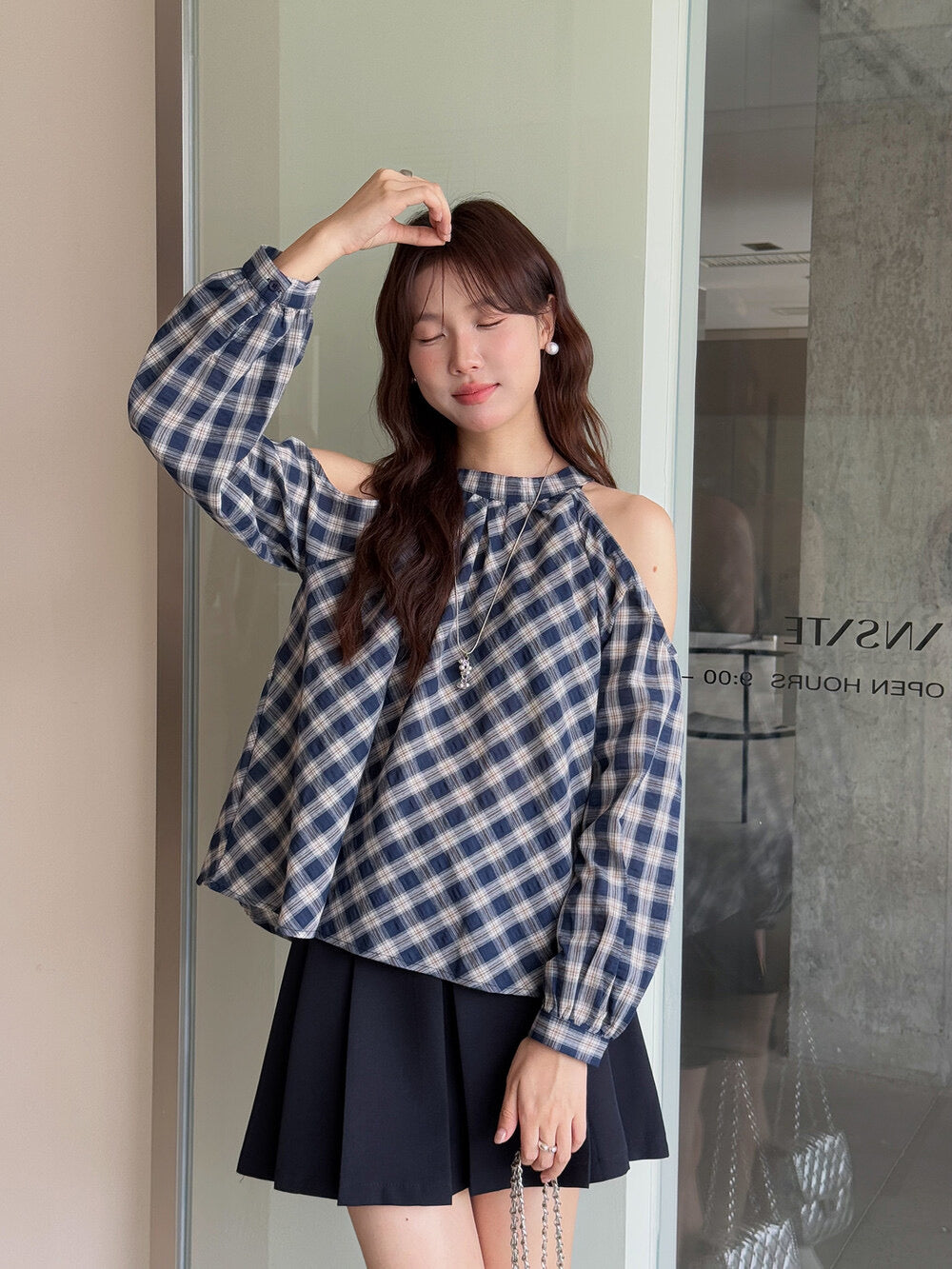 APXIVI Halter Off-Shoulder Design Shirt