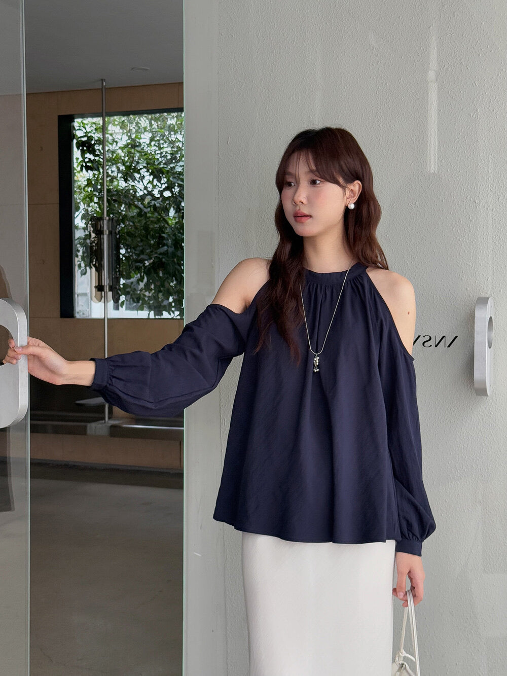 APXIVI Halter Off-Shoulder Design Shirt
