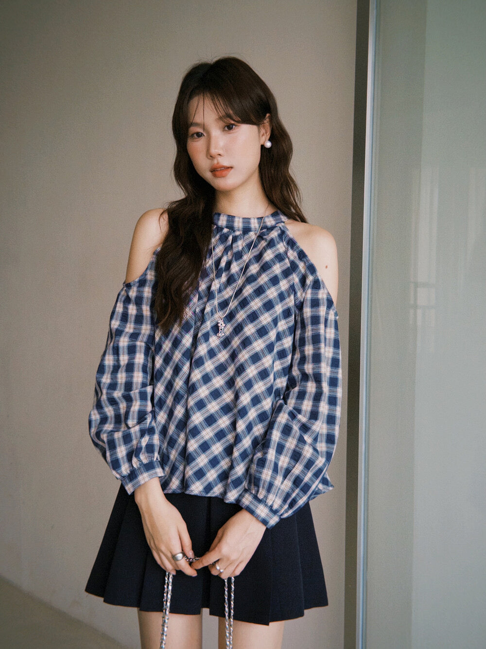APXIVI Halter Off-Shoulder Design Shirt