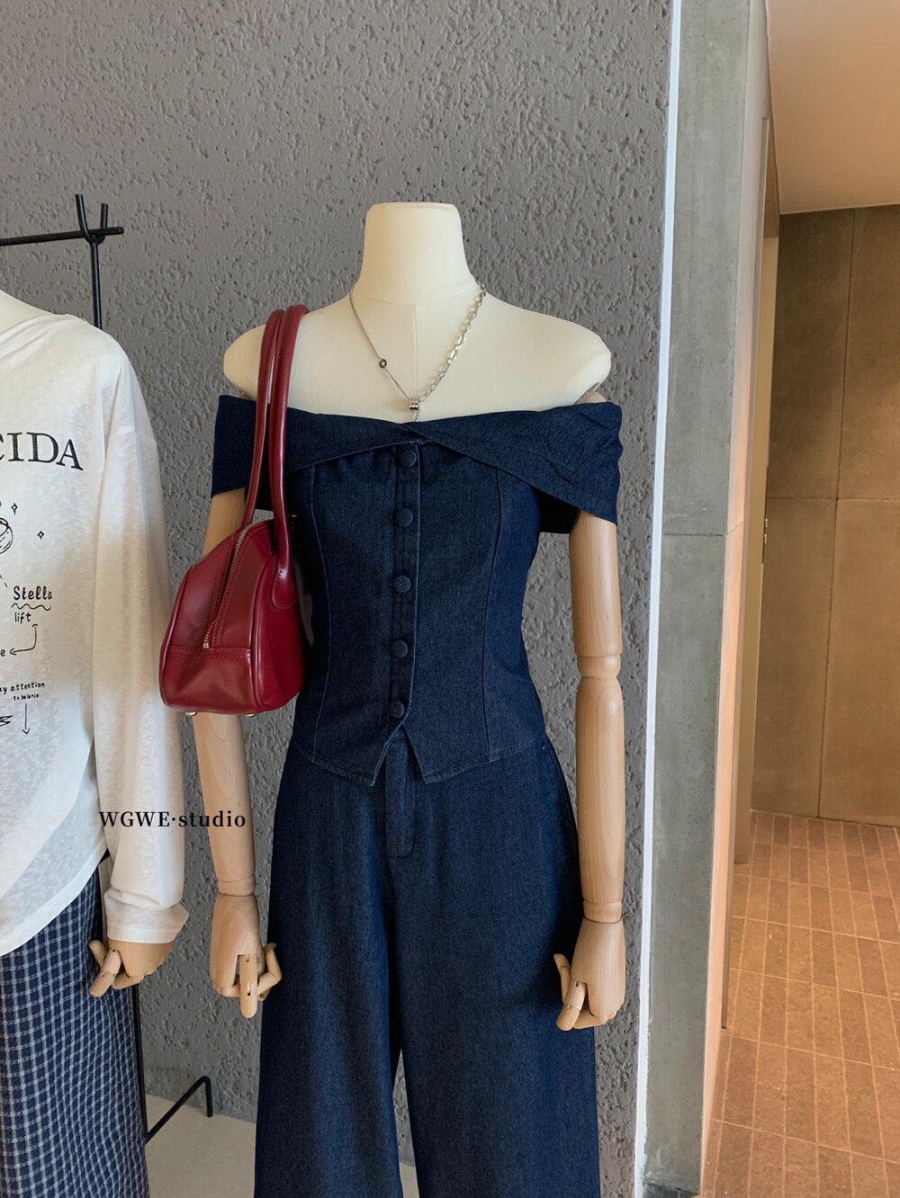 WGWE Minimalist Luxe Off-Shoulder Top + Relaxed Wide-Leg Pants Set