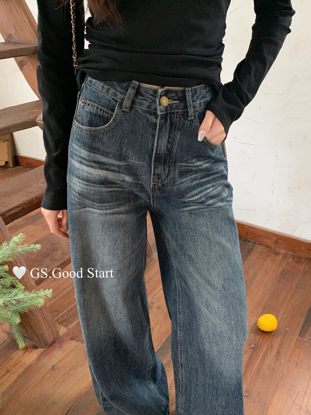 GS.GOOD START Retro Cat-Scratch Wash Straight-Leg Jeans