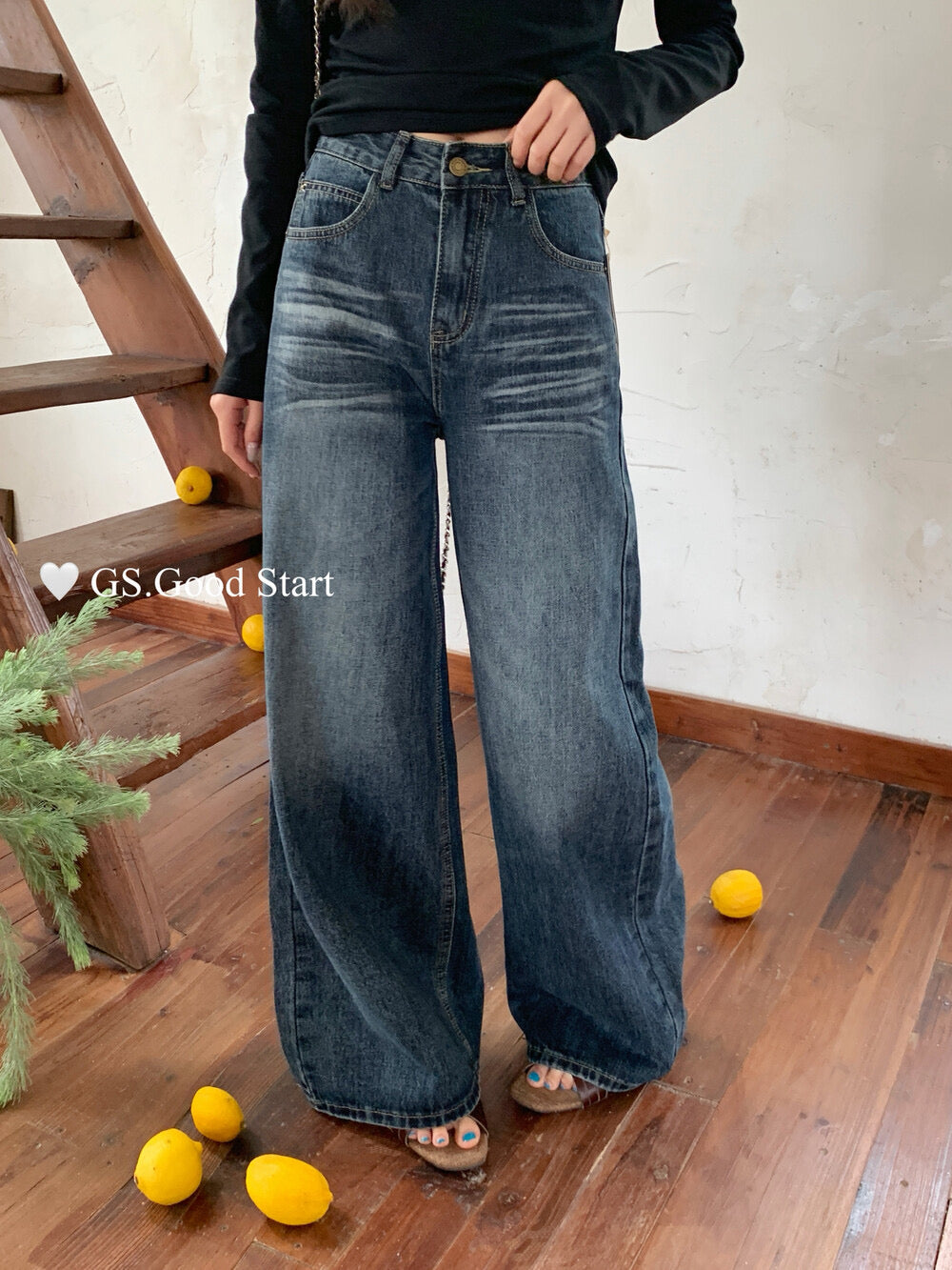 GS.GOOD START Retro Cat-Scratch Wash Straight-Leg Jeans