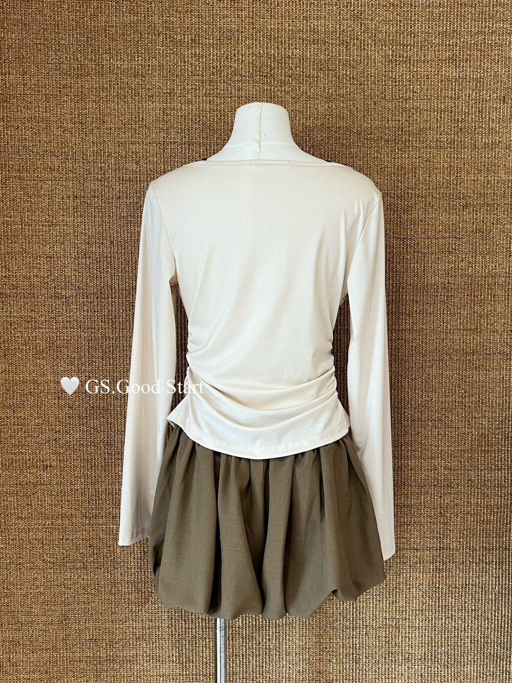 GS.GOOD START Contrast Bow Faux Two-Piece Top