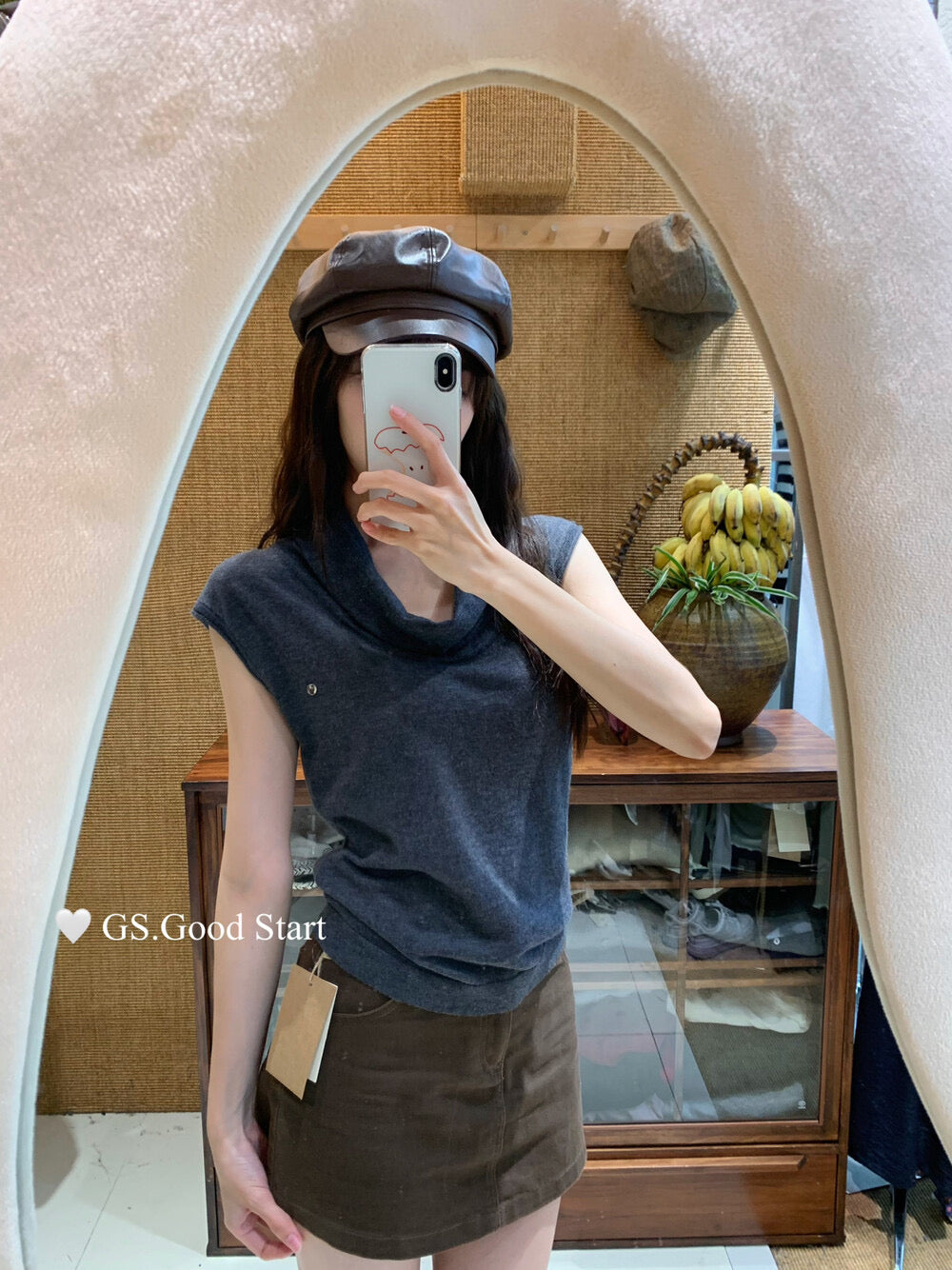 GS.GOOD START Elegant Drape-Neck Sleeveless Knit Vest