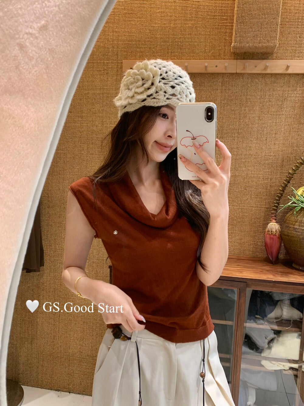 GS.GOOD START Elegant Drape-Neck Sleeveless Knit Vest