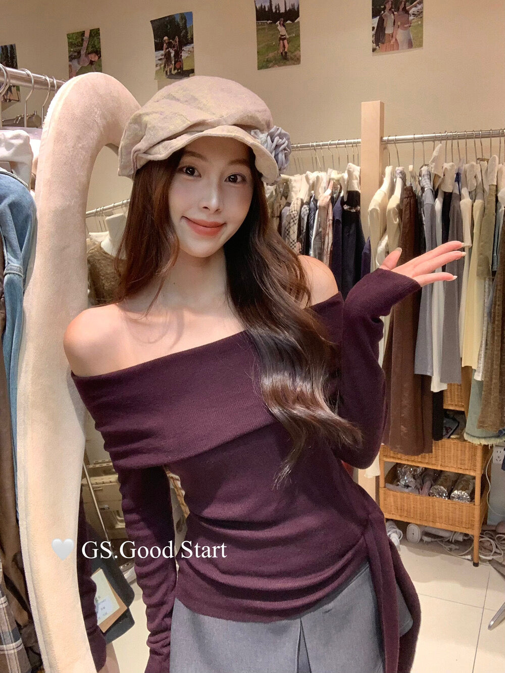 GS.GOOD START Off-Shoulder Tie-Up Knit Top