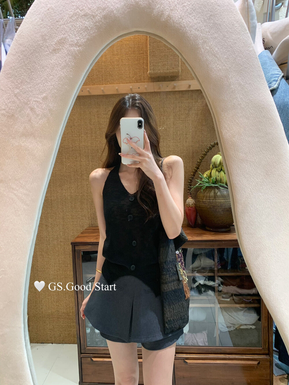 GS.GOOD START Halter Neck Pure Desire Tank Top