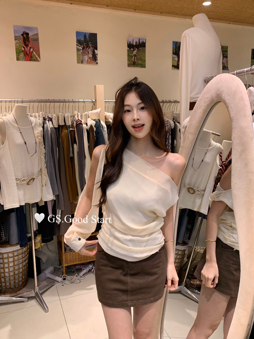 GS.GOOD START Paris Runway One-Sleeve Asymmetrical Top