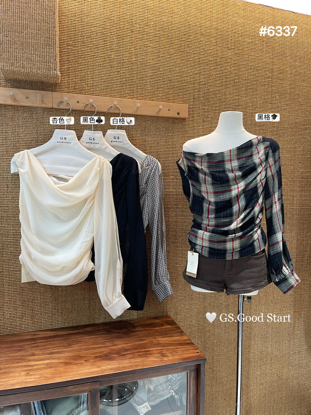 GS.GOOD START Paris Runway One-Sleeve Asymmetrical Top