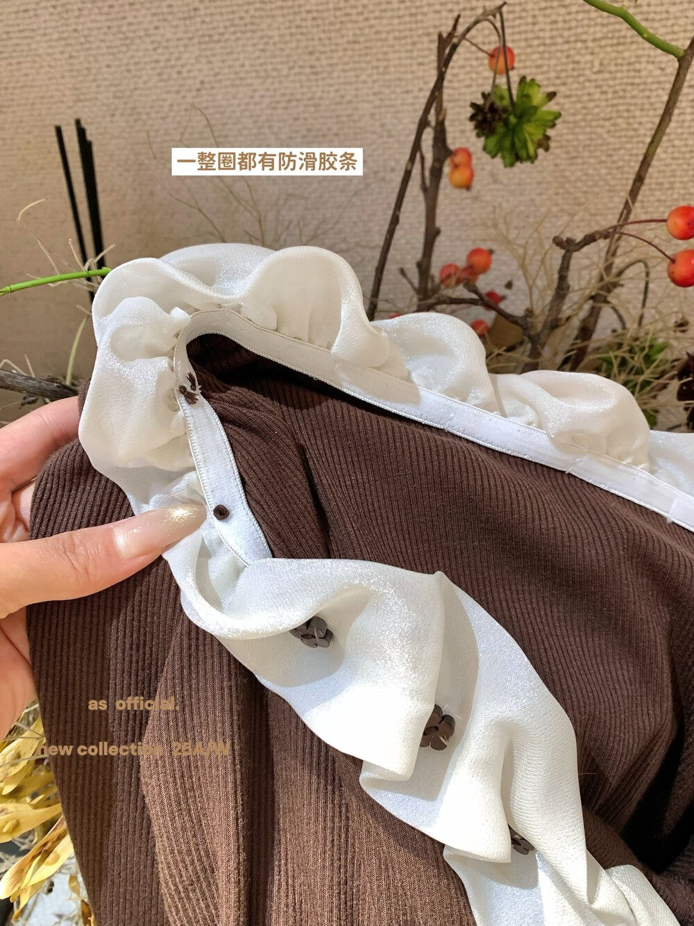 AS OFFICIAL Cloud-Feel 3D Floral Asymmetrical Shoulder Top