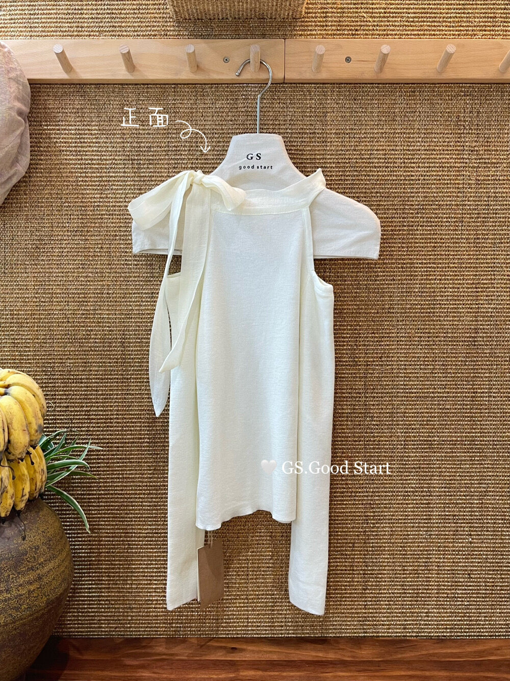 Sweet Bow Off-Shoulder Knit Top