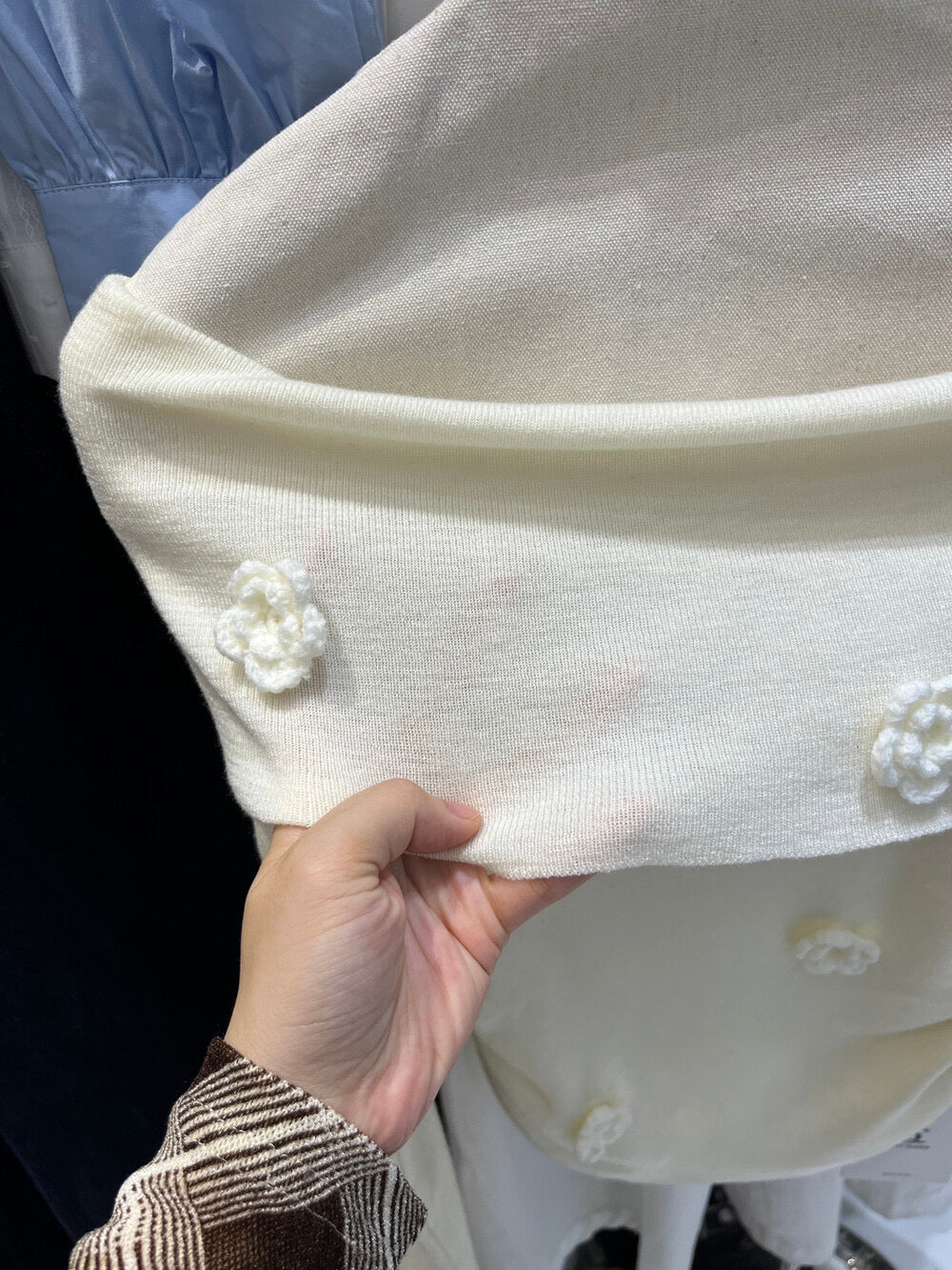 Romantic Trap Off-Shoulder Jacquard Knit Top