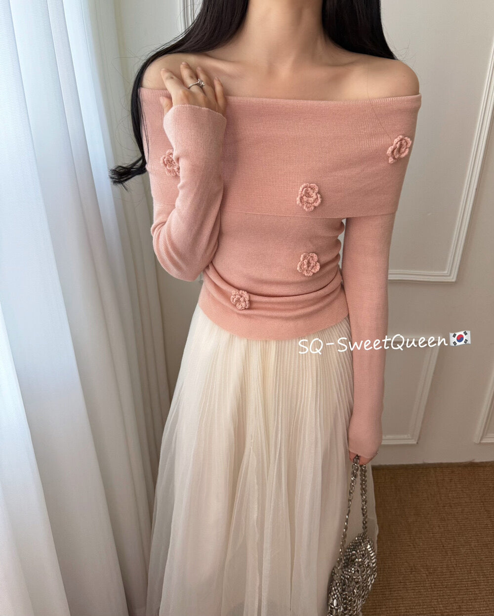 Romantic Trap Off-Shoulder Jacquard Knit Top