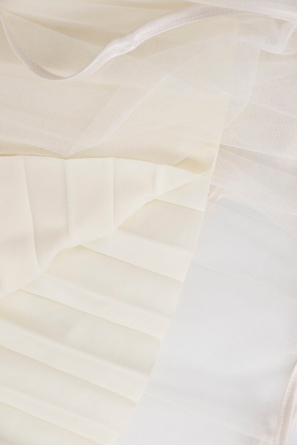 Elegance Aura High-Waist Mesh Skirt