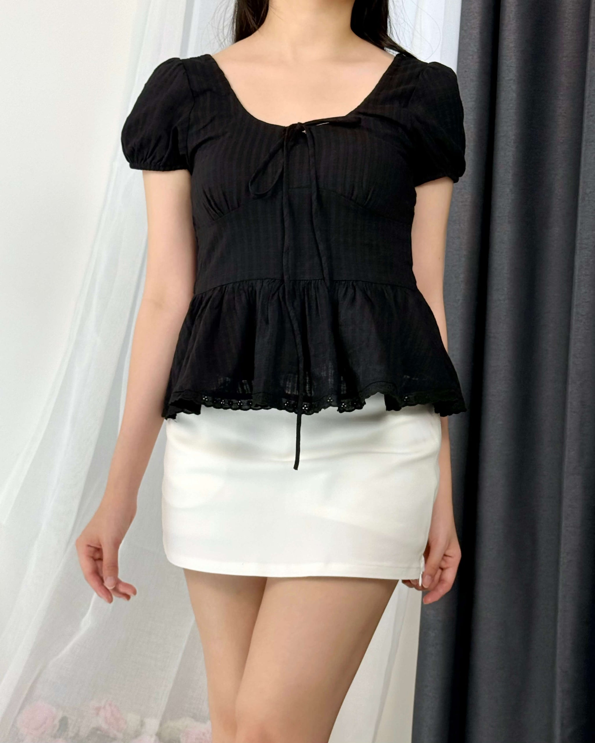 French Ruffle Puff Sleeve Slim-Fit Crop Top