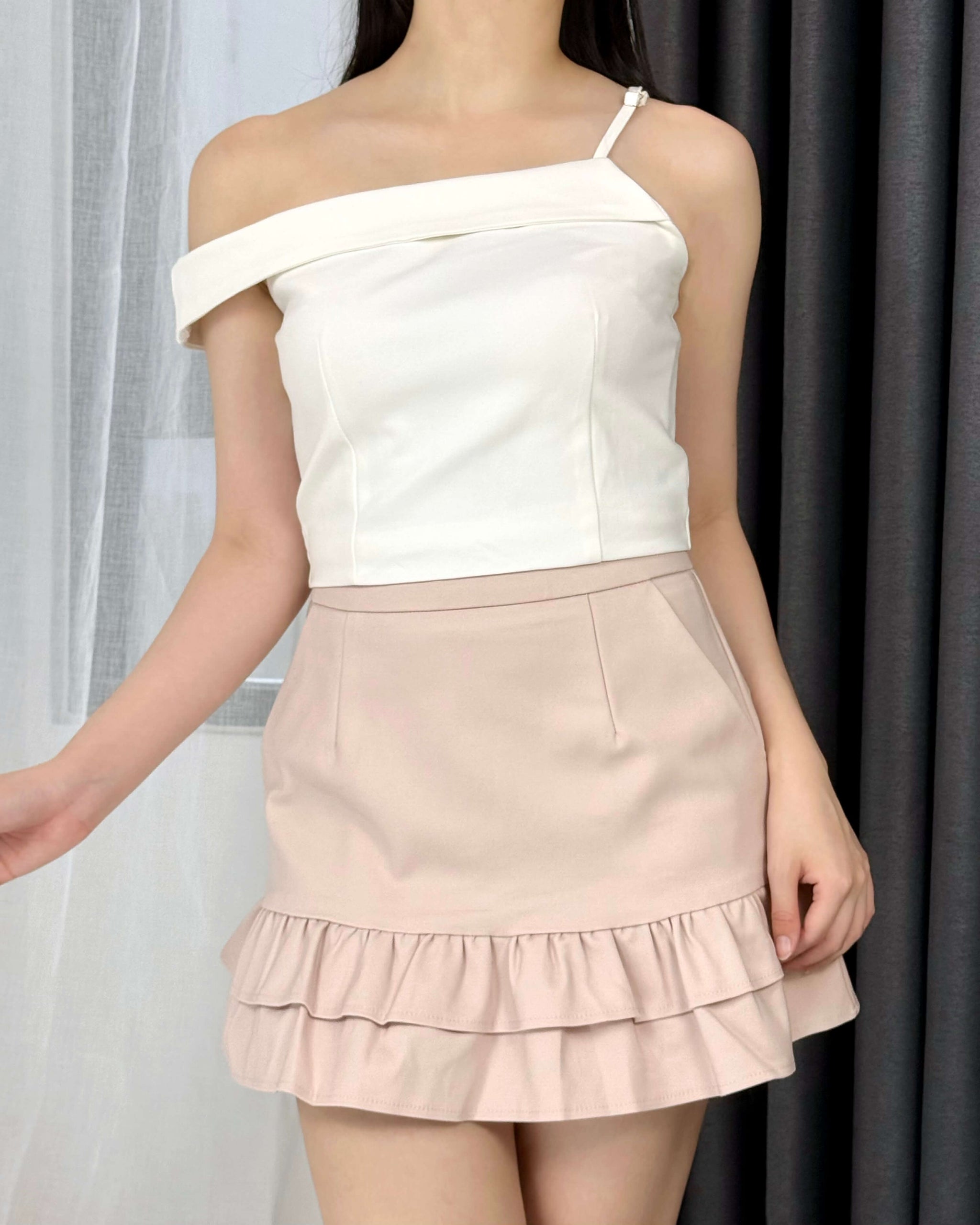 Asymmetric Off-Shoulder Contour Top
