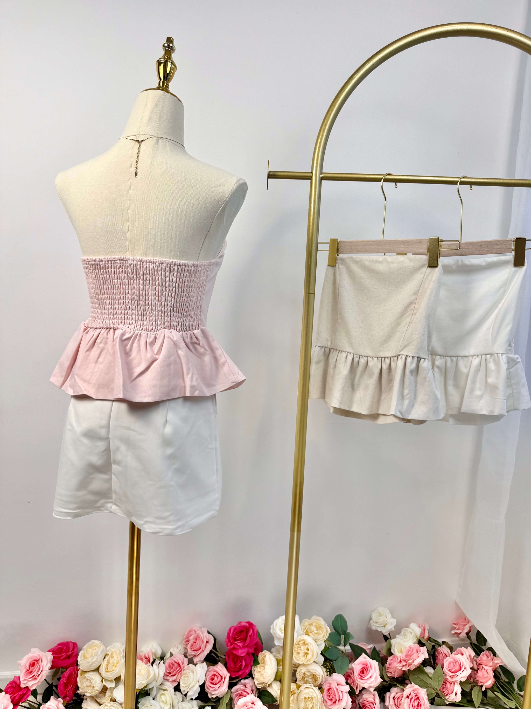 Ruffle Hem Linen Tube Top