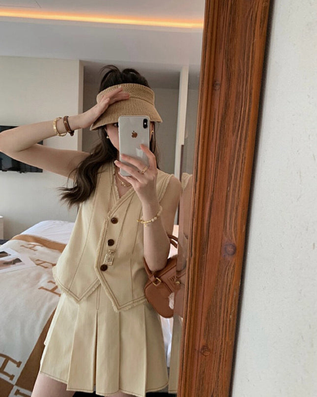 WG.WE Trendy Vest Top & Pleated Skirt Set