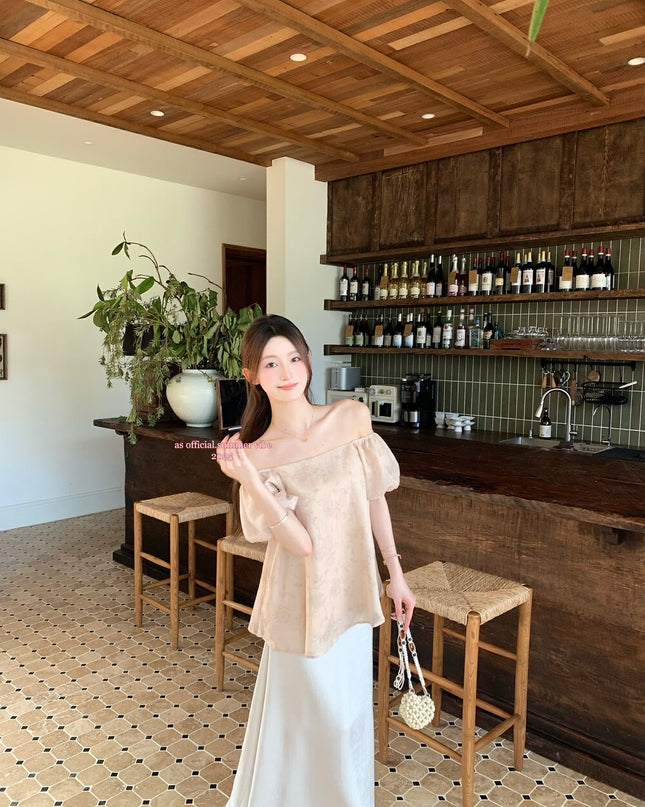 AS OFFICIAL Jacquard Puff Sleeve Two-Way Off Shoulder Top