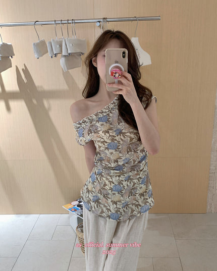 AS OFFICIAL Floral One-Shoulder Ruffle Top