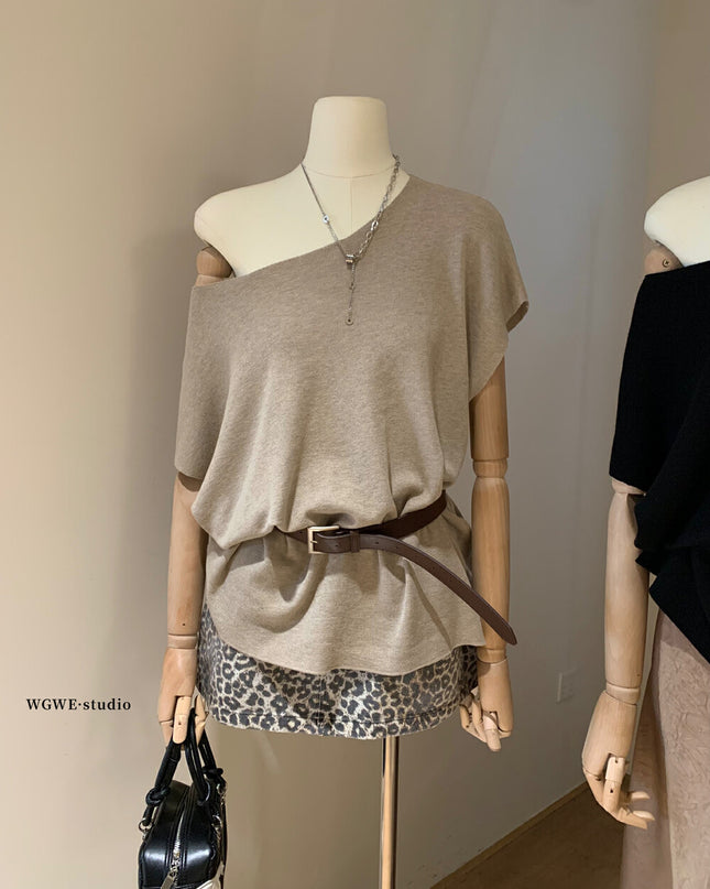WGWE Off-Shoulder Knit Batwing Sleeve Top