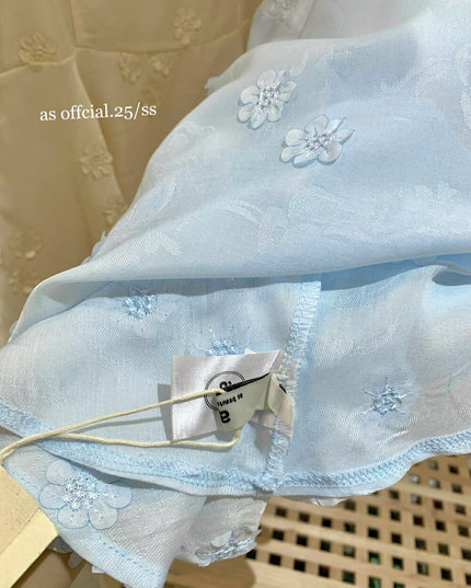 AS OFFICIAL Puff Sleeve Floral Appliqué Top