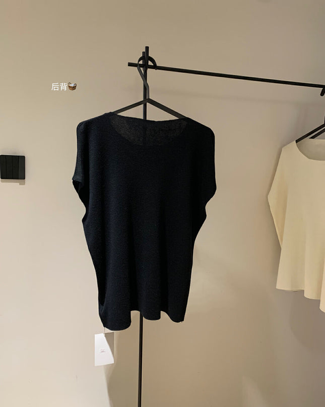 WGWE Off-Shoulder Knit Batwing Sleeve Top