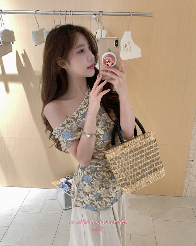 AS OFFICIAL Floral One-Shoulder Ruffle Top