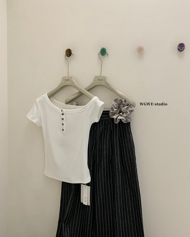 WGWE Button Detail Slim Fit Short Sleeve Tee