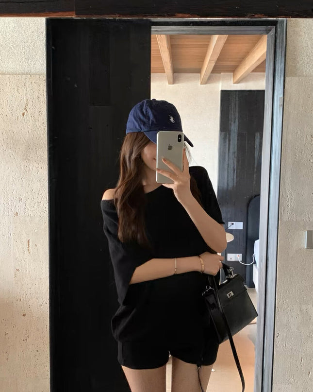 WGWE Off-Shoulder Knit Batwing Sleeve Top