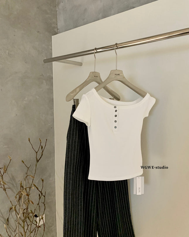 WGWE Button Detail Slim Fit Short Sleeve Tee