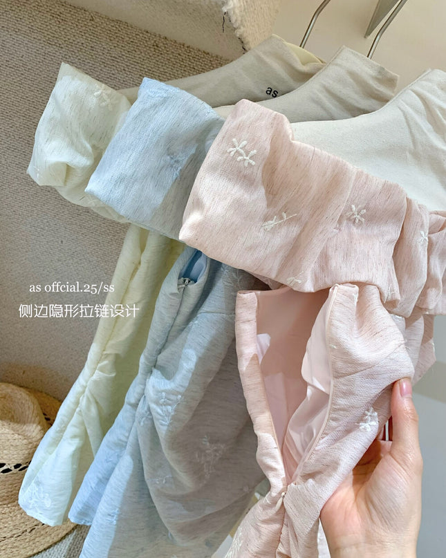 AS OFFICIAL Ruffle Off Shoulder Fitted Top