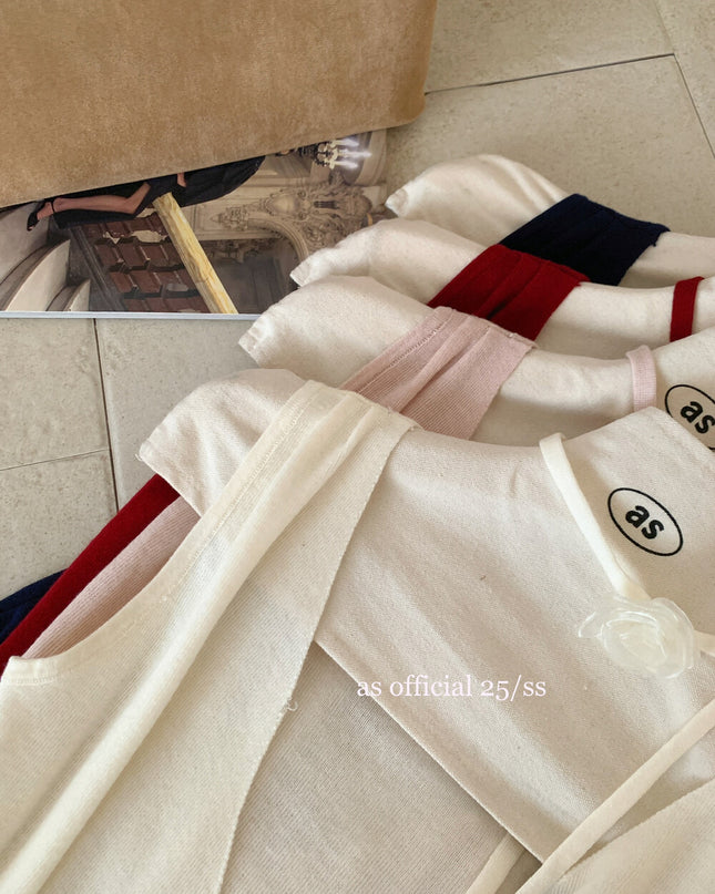 AS OFFICIAL A4 Waist V-Neck Cinched Knit Top (With Floral Tie)