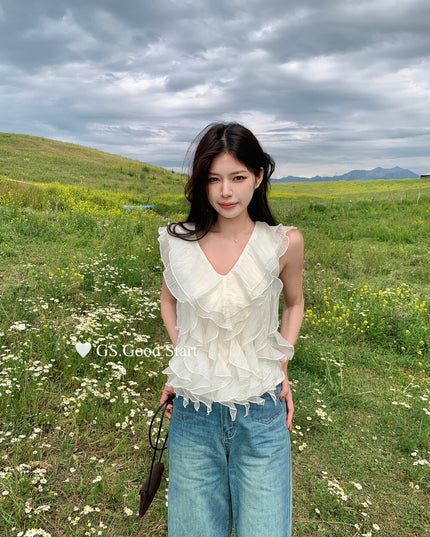 GS.GOOD START Misty White Tea V-Neck Ruffle Vest