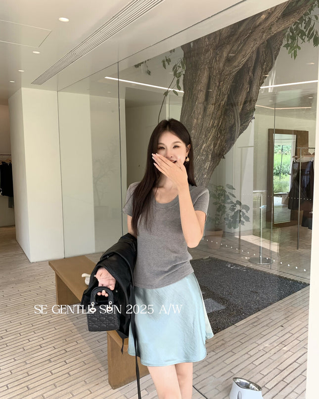 SE GENTLE SUN Refined Satin Drape Midi Skirt