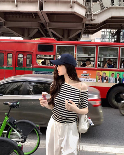 Y.JIA Asymmetrical Colorblock Slim-Fit Knit Top