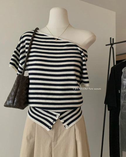 Y.JIA Asymmetrical Colorblock Slim-Fit Knit Top