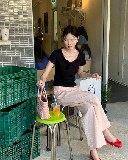Y.JIA Sweet Bow-Tie Slim Fit Versatile Knit Top