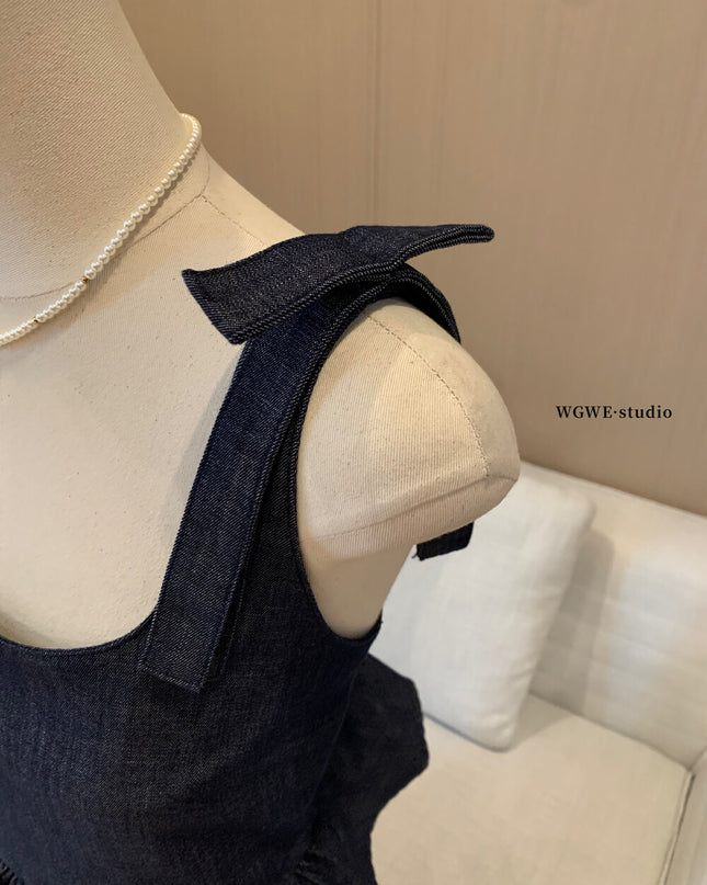 WGWE French Cropped Denim Cami Top with Bow