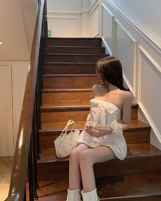 WGWE Sweet & Elegant Strapless Puff Blouse