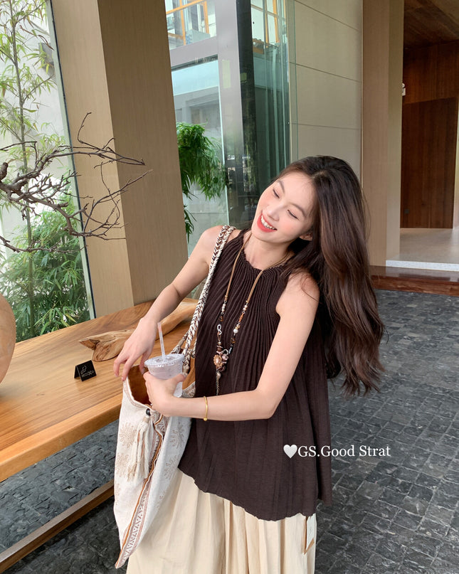 GS.GOOD START Pleated Knit Vest Top