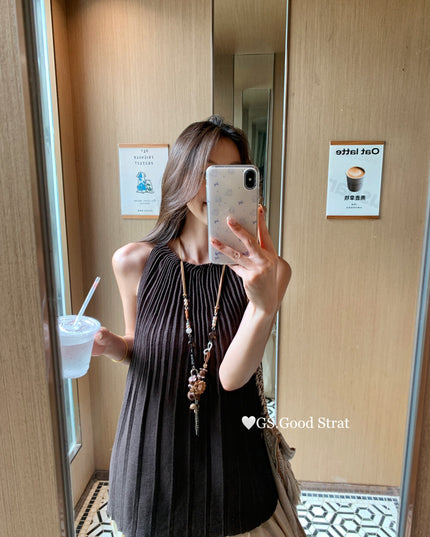 GS.GOOD START Pleated Knit Vest Top